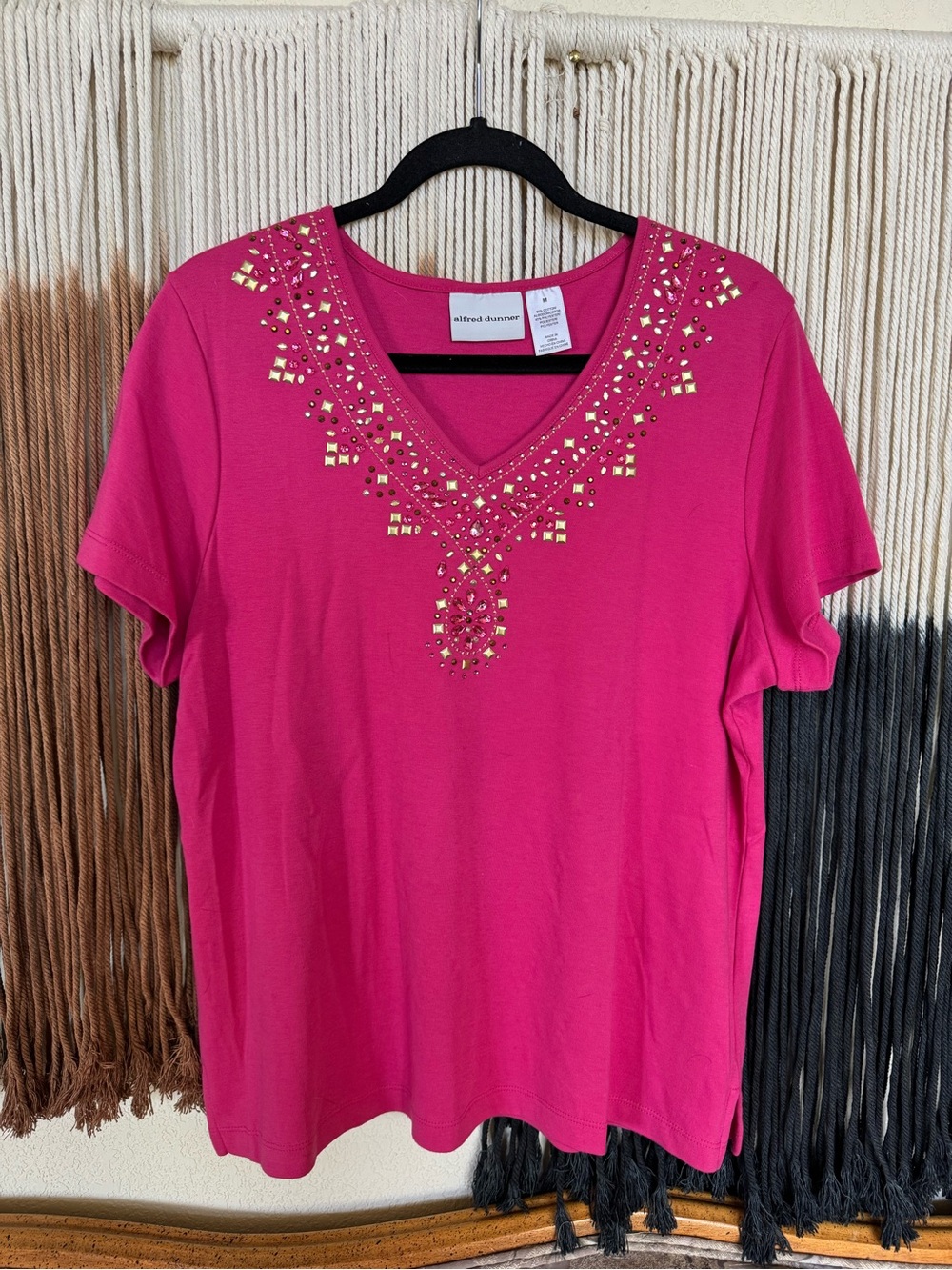 Pink Alfred Dunner rhinestone top with gold and pink accents; perfect condition